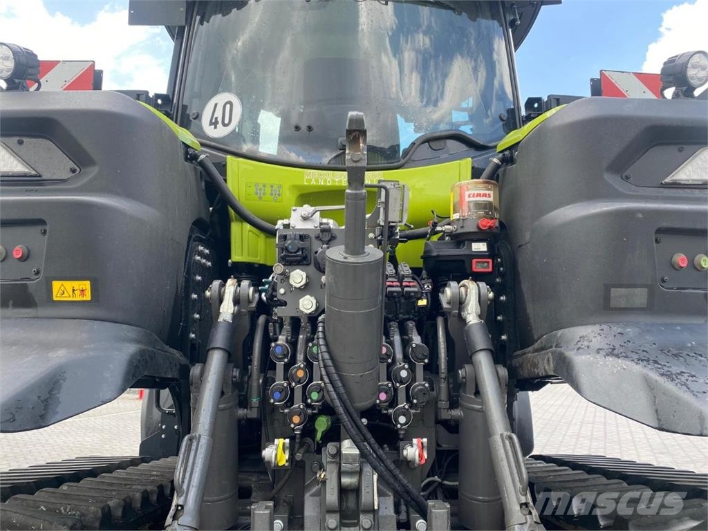 CLAAS Axion 960 Terra Trac + GPS RTK Tracked cranes