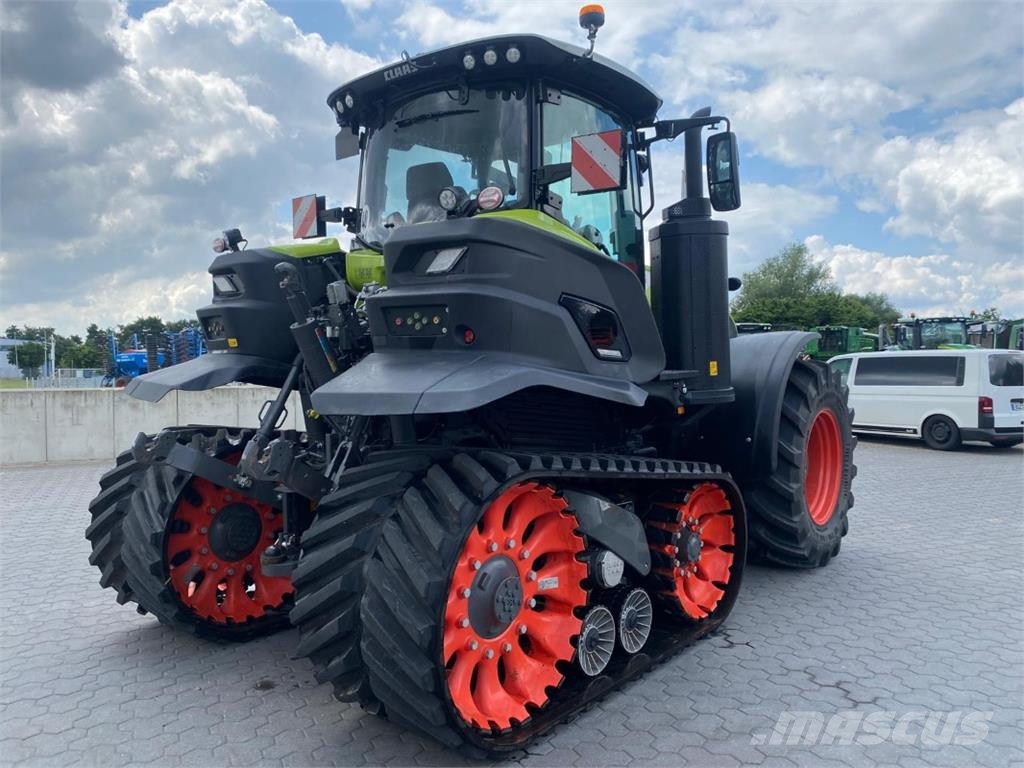 CLAAS Axion 960 Terra Trac + GPS RTK Tracked cranes