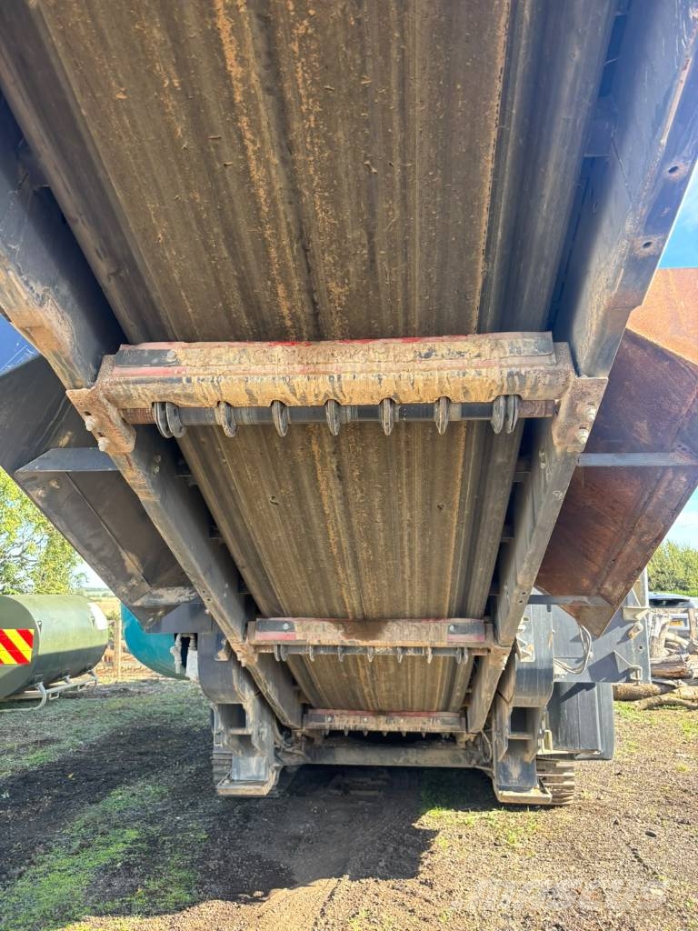 PowerScreen Premiertrak 450 Concasseur