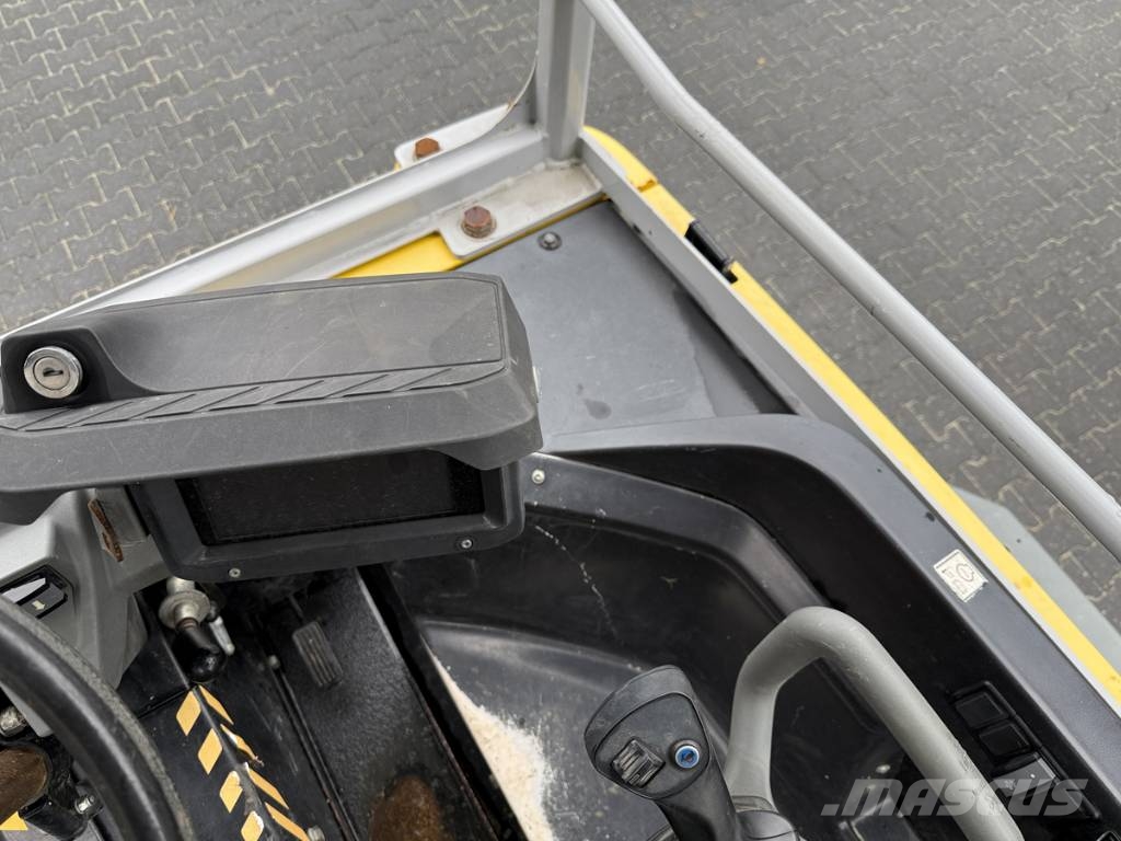 Wacker Neuson DV 90 Dumper 연결식 홀러