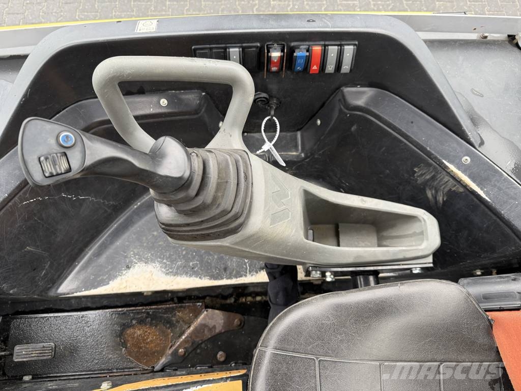 Wacker Neuson DV 90 Dumper 연결식 홀러