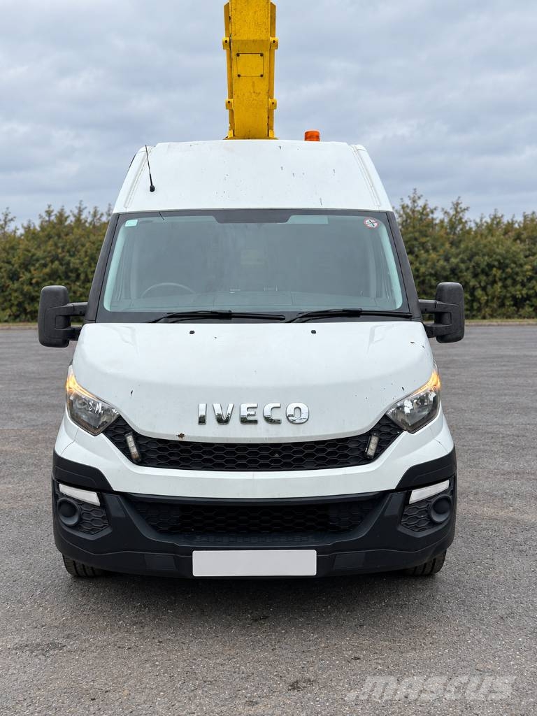 Iveco daily Teherautóra szerelt emelők és állványok