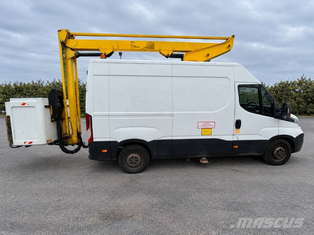 Iveco daily Teherautóra szerelt emelők és állványok