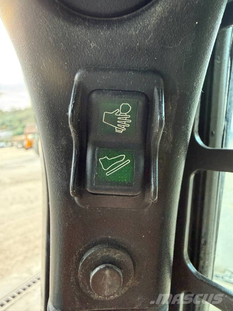 Bobcat S 450, Joysticks Мини-погрузчики