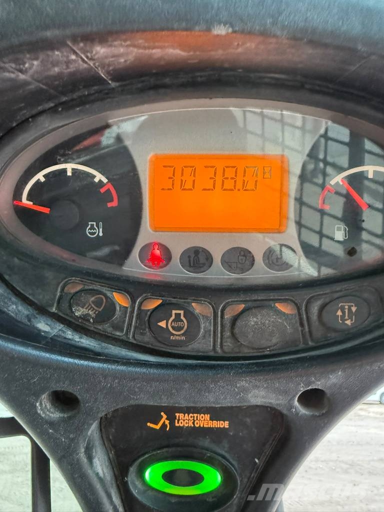 Bobcat S 450, Joysticks Мини-погрузчики
