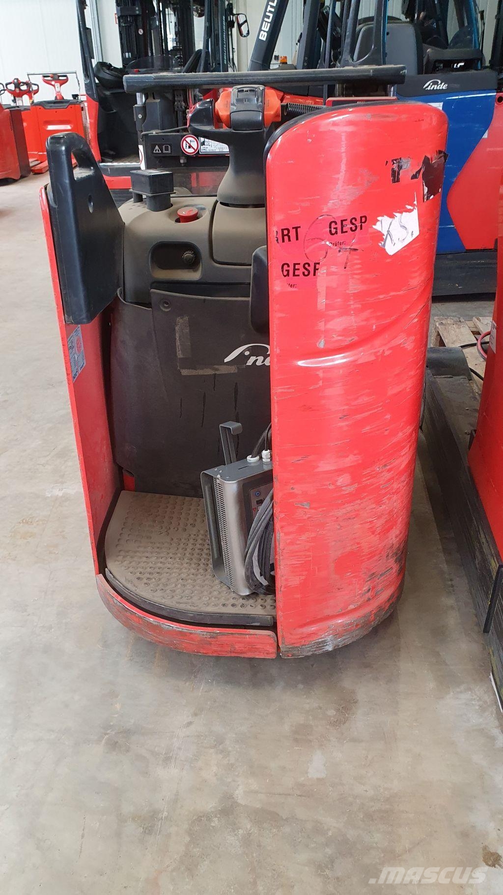Linde D12SP شاحنات مناولة ذاتية الدفع