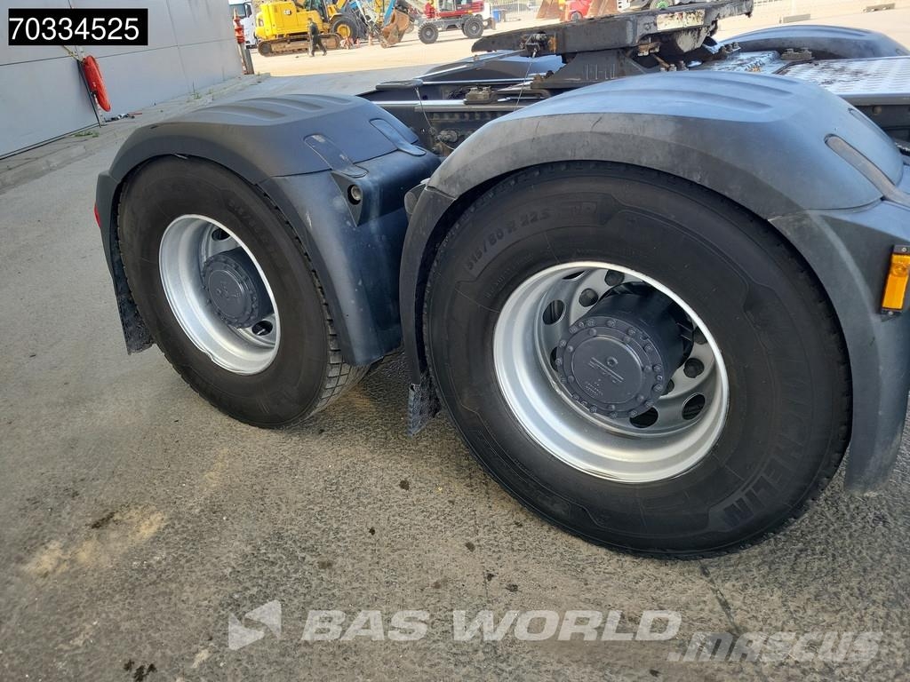 DAF XF 530 6X4 SC Retarder ACC Navi Big Axles 트랙터 유닛