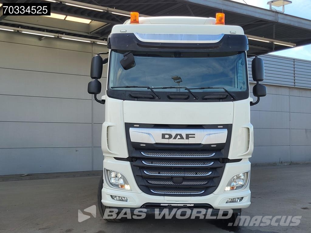 DAF XF 530 6X4 SC Retarder ACC Navi Big Axles Влекачи
