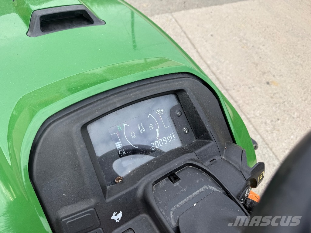 John Deere X 950 R Riding mowers