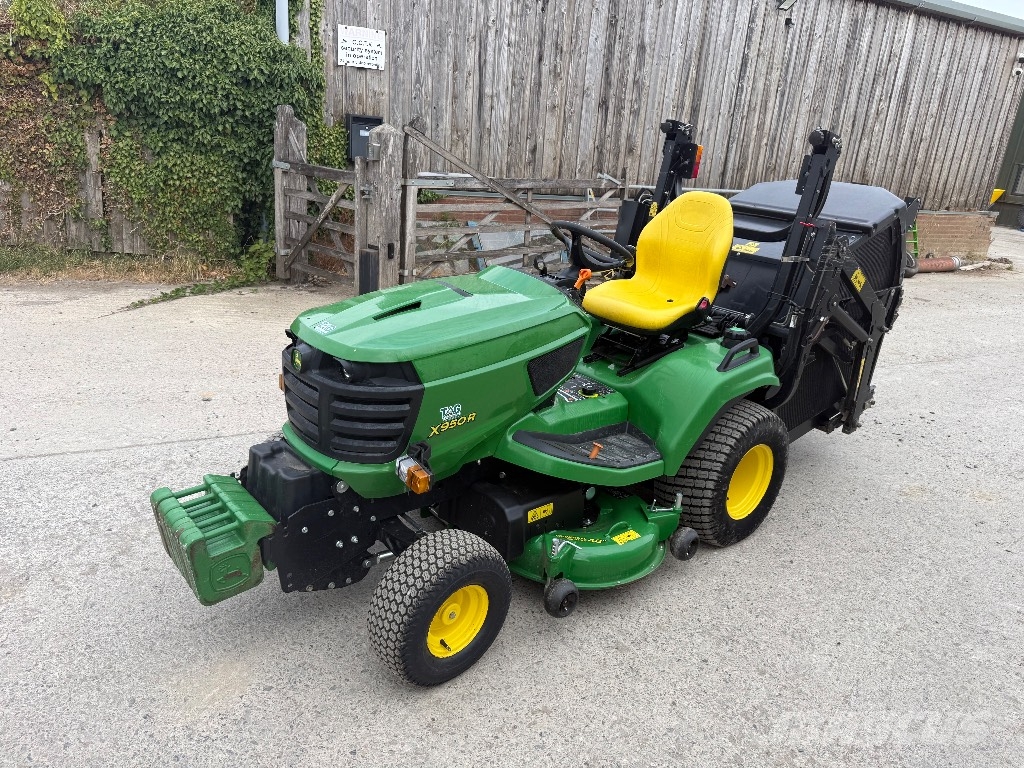John Deere X 950 R Riding mowers