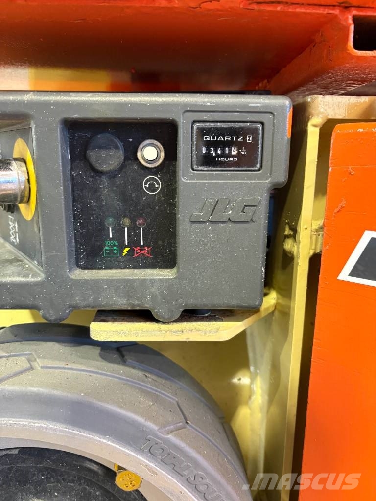 JLG 1230 ES Schaarhoogwerkers