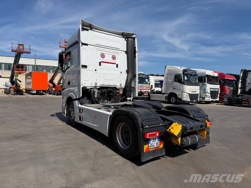 Mercedes-Benz Actros 1851 وحدات الجر