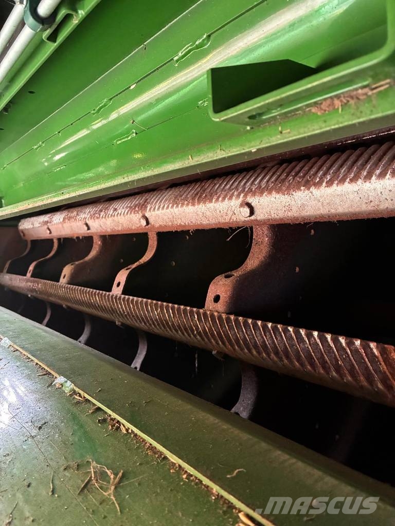 John Deere T 670 i Kombinované zberacie stroje