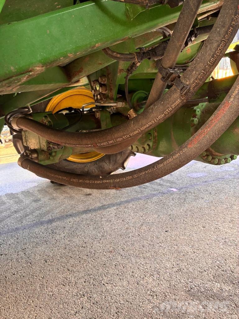 John Deere T 670 i Kombinované zberacie stroje