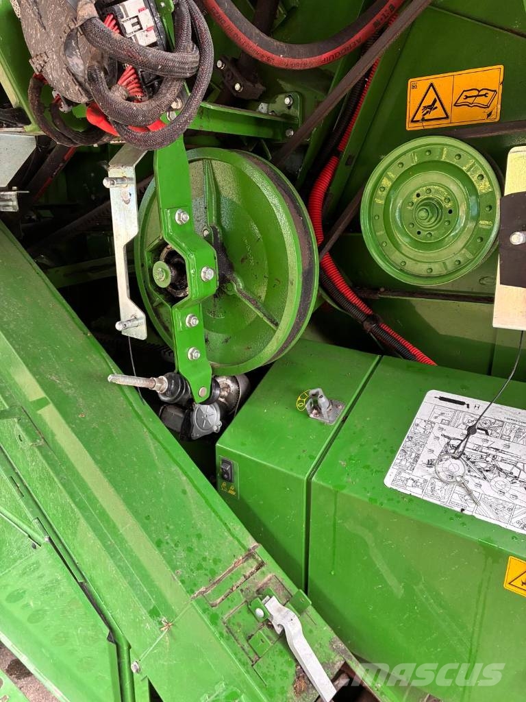 John Deere T 670 i Kombinované zberacie stroje
