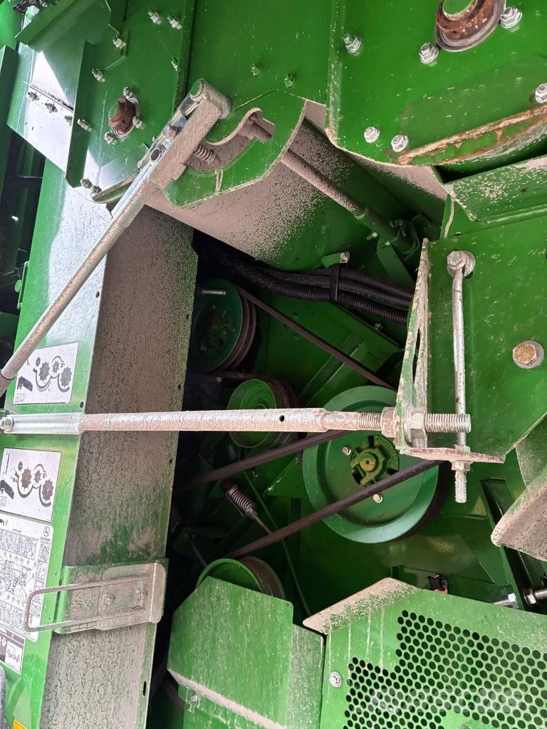 John Deere T 670 i Kombinované zberacie stroje