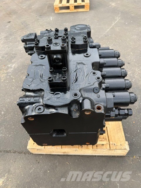 JCB KYB 332/J0378 HYDRAULIC VALVE BLOCK NEW Hidráulicos