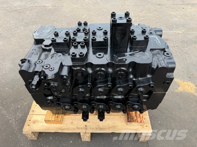 JCB KYB 332/J0378 HYDRAULIC VALVE BLOCK NEW Hidráulicos