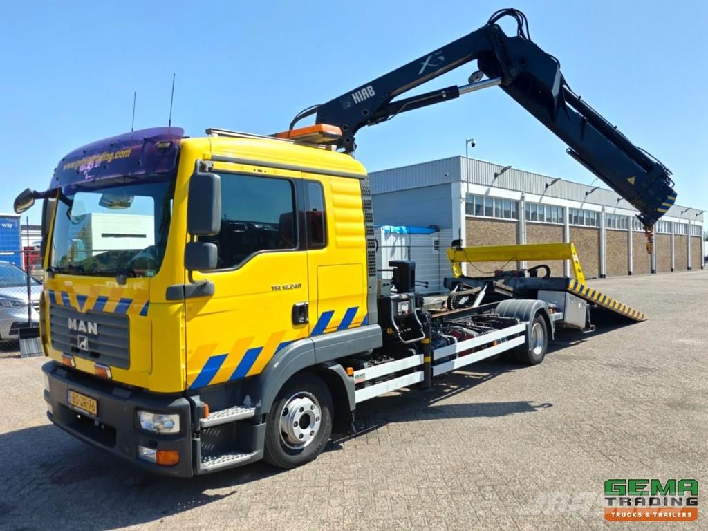 MAN TGL 12.240 4x2 Double Cab (6 pers) Euro 4 - Hiab12 Vehículos de reciclaje