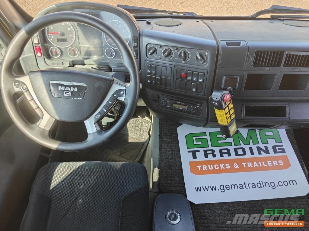 MAN TGL 12.240 4x2 Double Cab (6 pers) Euro 4 - Hiab12 Vehículos de reciclaje
