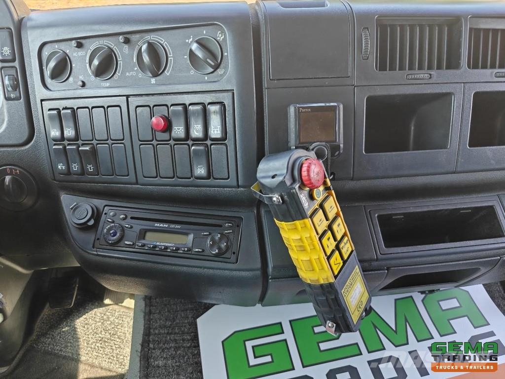 MAN TGL 12.240 4x2 Double Cab (6 pers) Euro 4 - Hiab12 Vehículos de reciclaje
