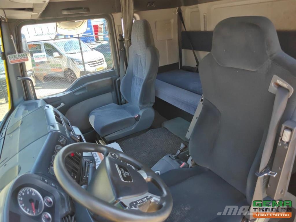 MAN TGL 12.240 4x2 Double Cab (6 pers) Euro 4 - Hiab12 Vehículos de reciclaje