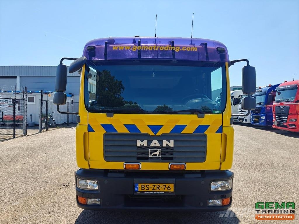 MAN TGL 12.240 4x2 Double Cab (6 pers) Euro 4 - Hiab12 Vehículos de reciclaje