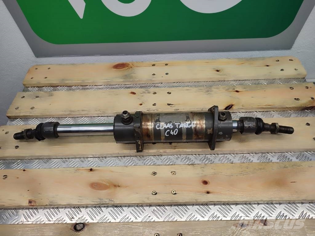 CLAAS CLAAS TARGO C 40 steering assist cylinder 油壓