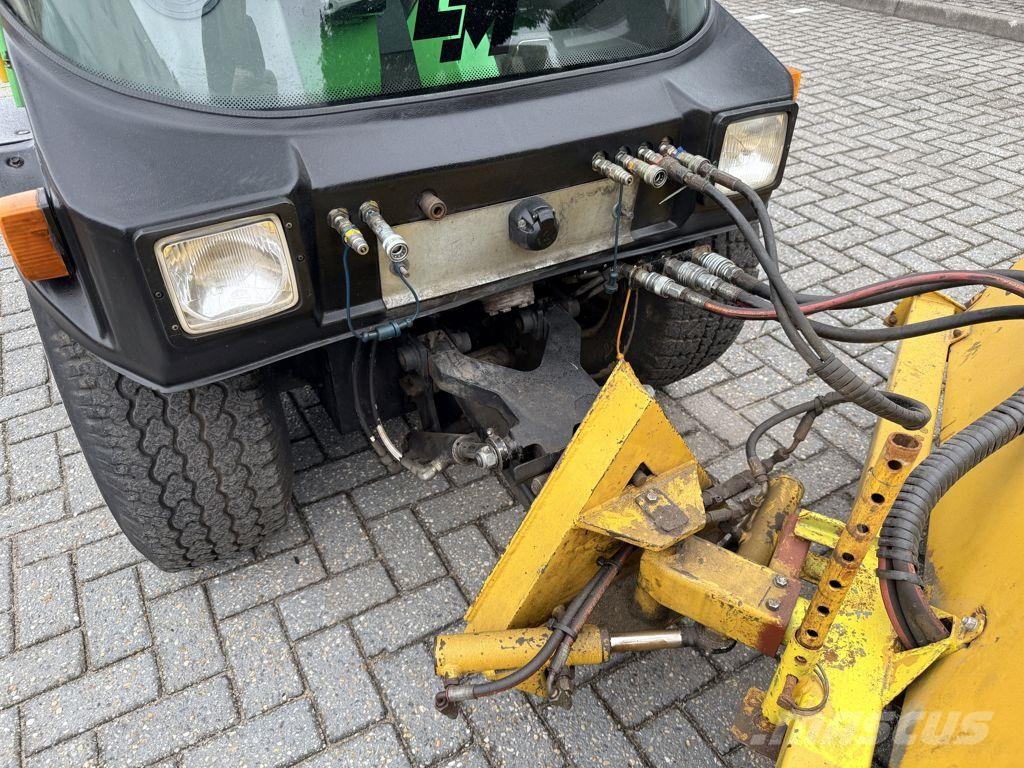 LM Trac 285 Veegmachine Balayeuses combinées