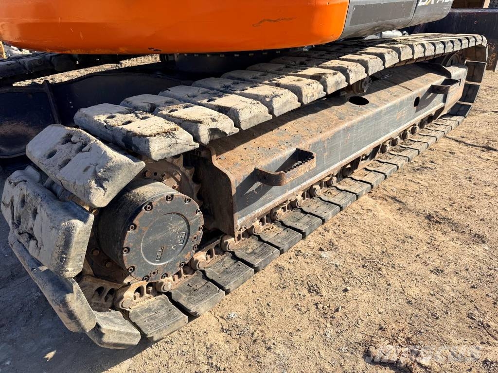Doosan DX 140 LCR-5 Kāpurķēžu ekskavatori