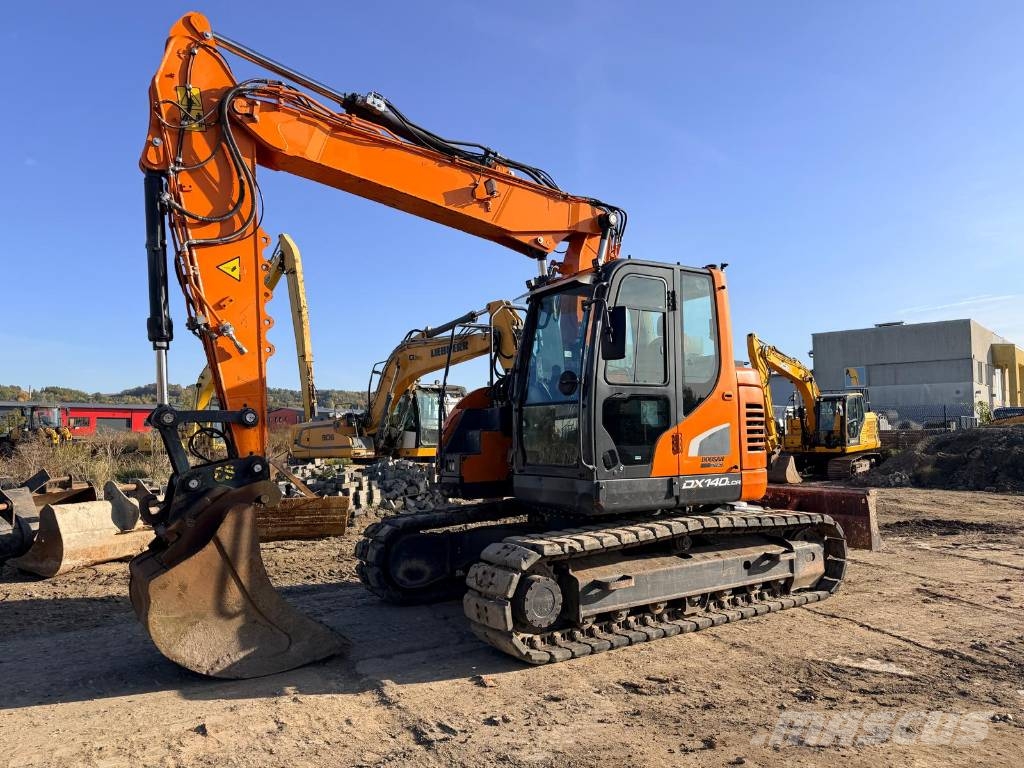 Doosan DX 140 LCR-5 Kāpurķēžu ekskavatori