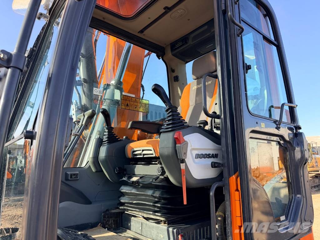 Doosan DX 140 LCR-5 Kāpurķēžu ekskavatori