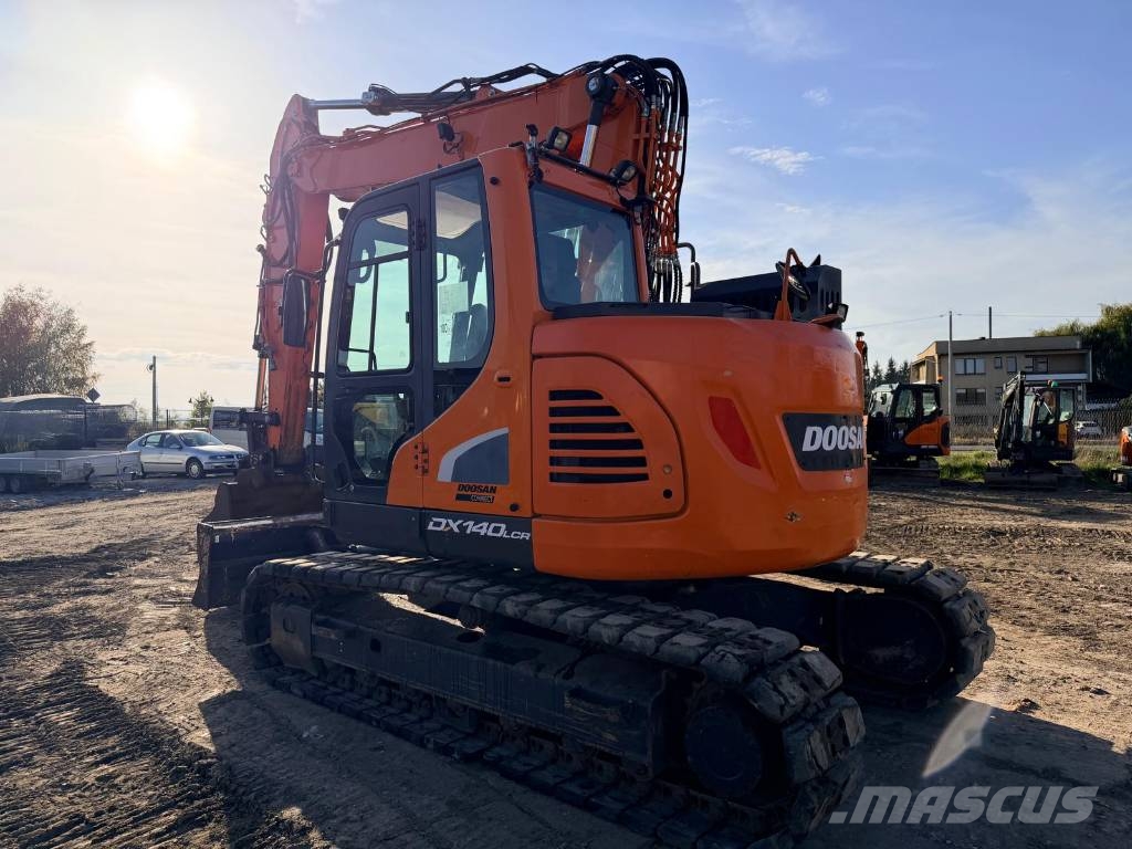 Doosan DX 140 LCR-5 Kāpurķēžu ekskavatori