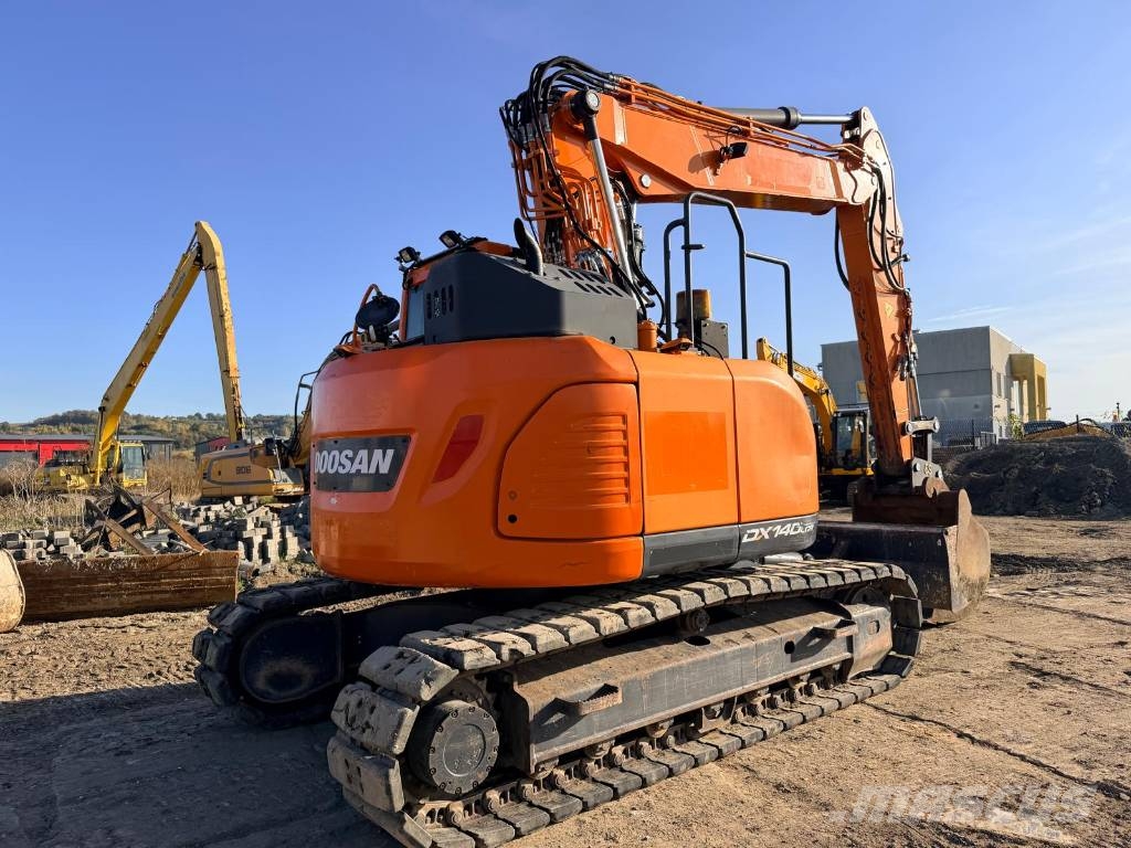 Doosan DX 140 LCR-5 Kāpurķēžu ekskavatori