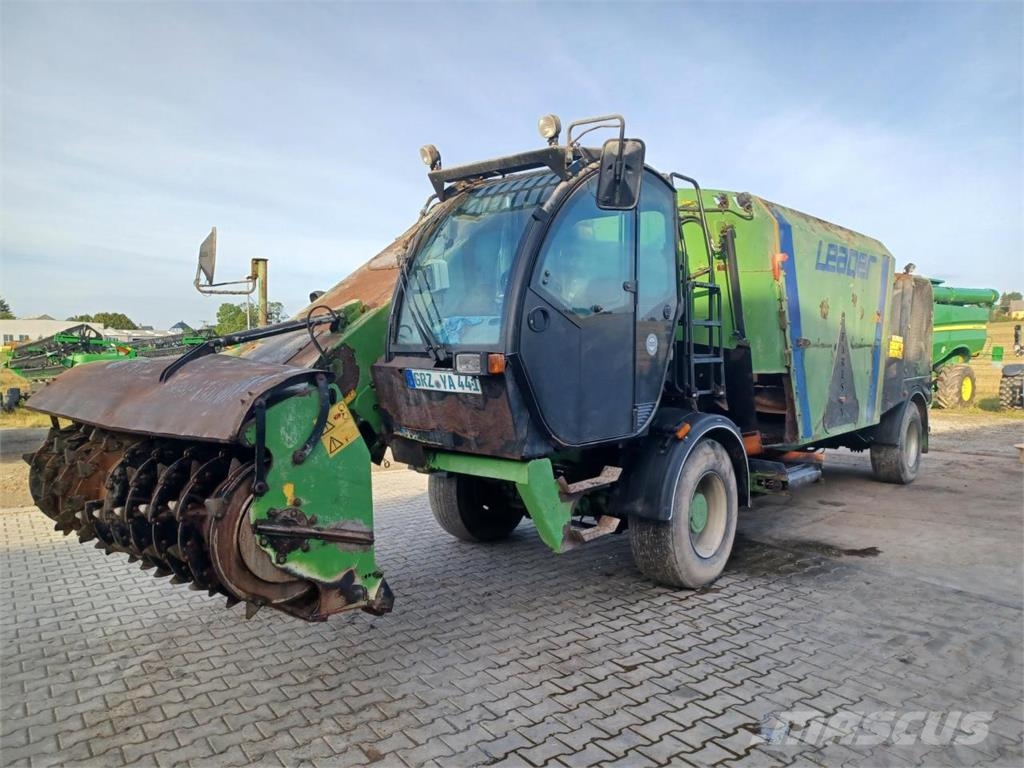 Faresin Leader Double 2200 Mešalne hranilnice