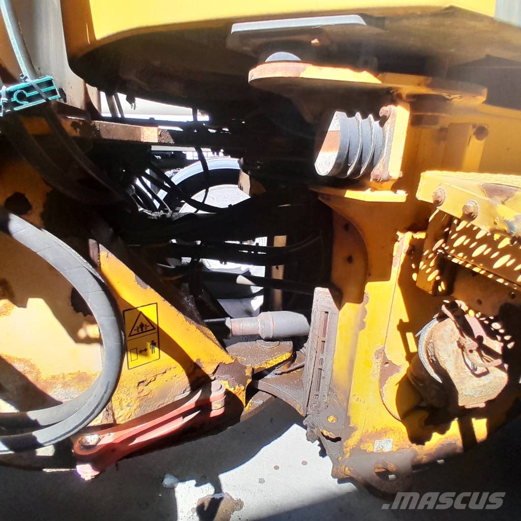 Volvo L 70 F لوادر بعجل