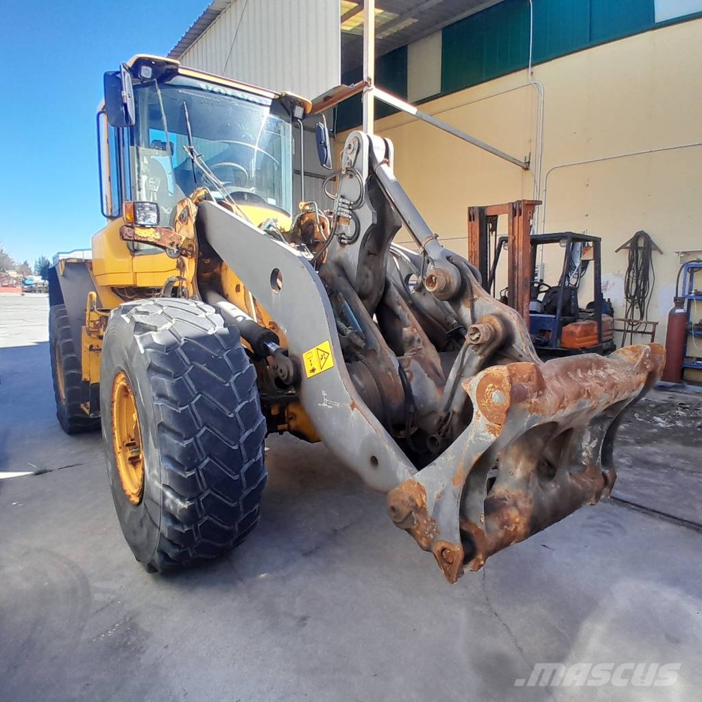Volvo L 70 F لوادر بعجل