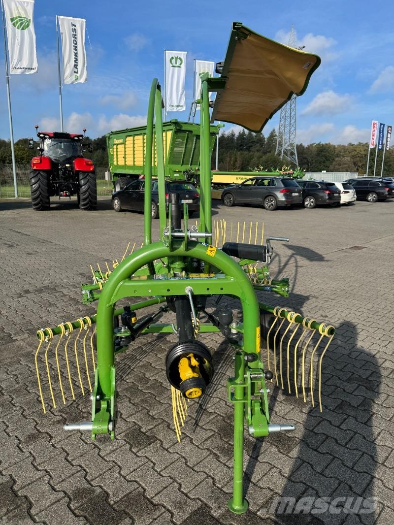 Krone SWADRO S 380 HIGHLAND Kendi yürür saman makinaları