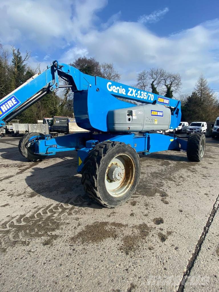 Genie ZX 135/70 Podnośniki przegubowe