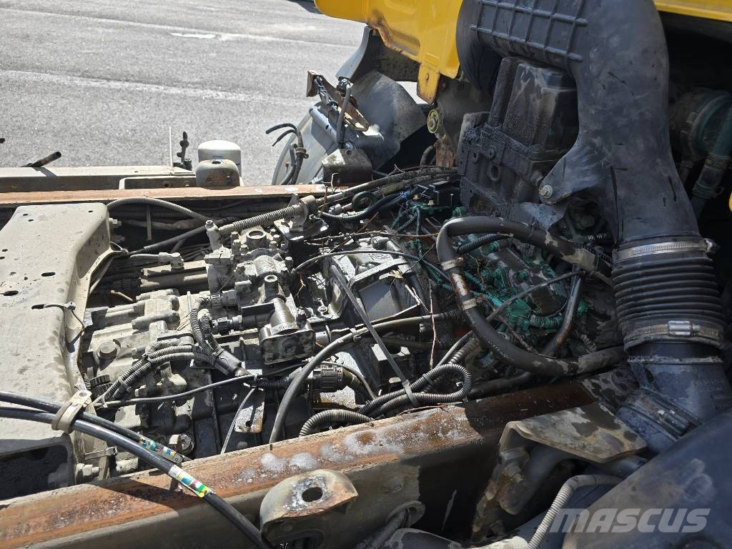 Volvo FL 240 Camiones con chasís y cabina