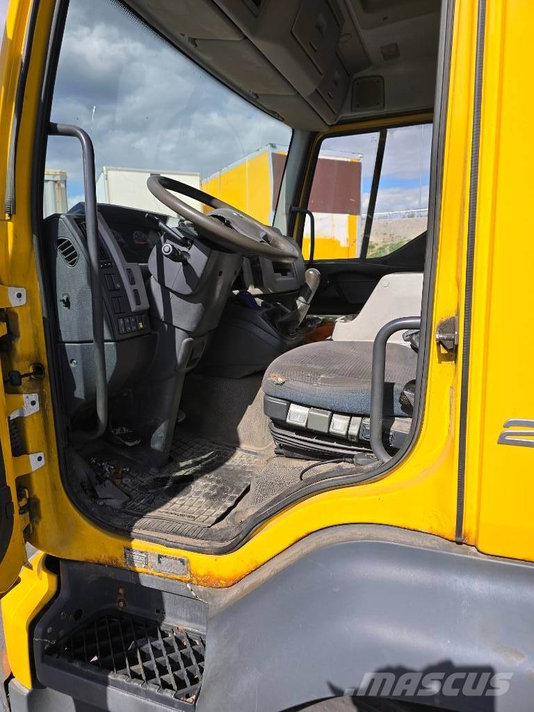 Volvo FL 240 Camiones con chasís y cabina