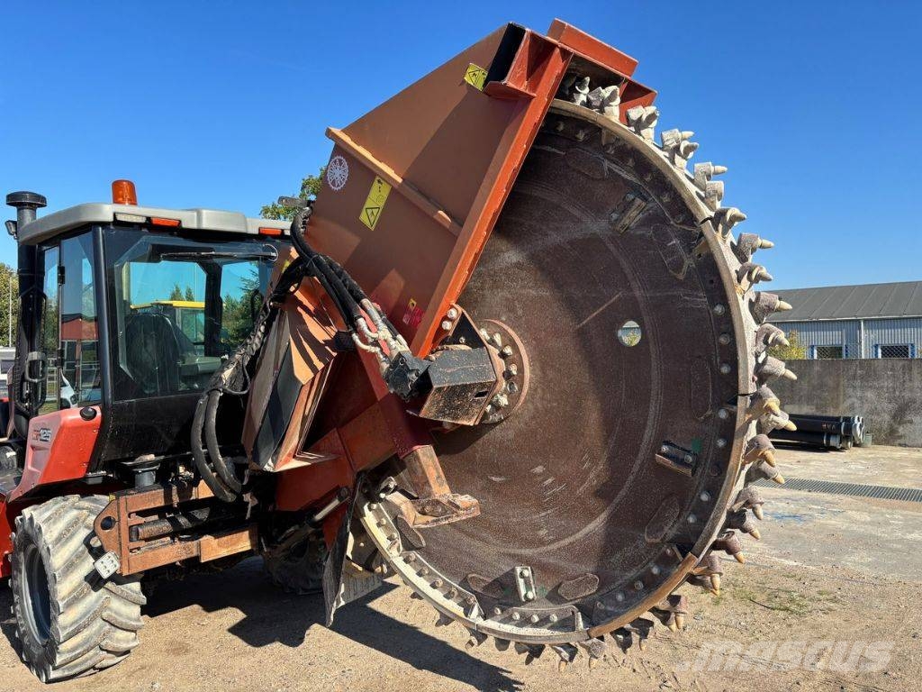 Ditch Witch RT125 TLB's