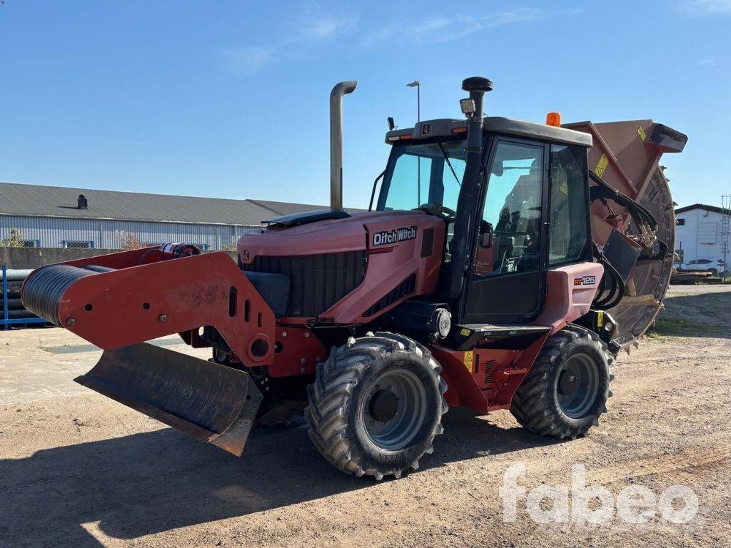 Ditch Witch RT125 TLB's