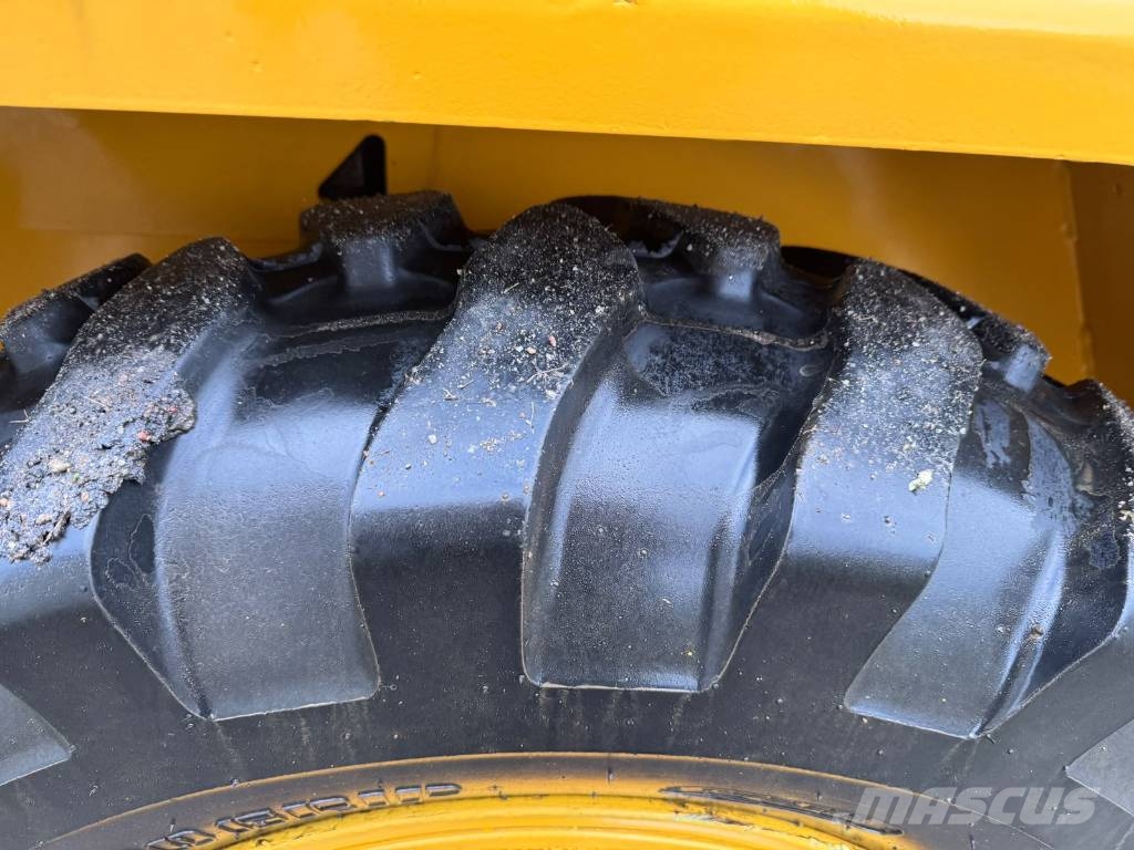 Volvo L 30 G Utovarivači na točkove