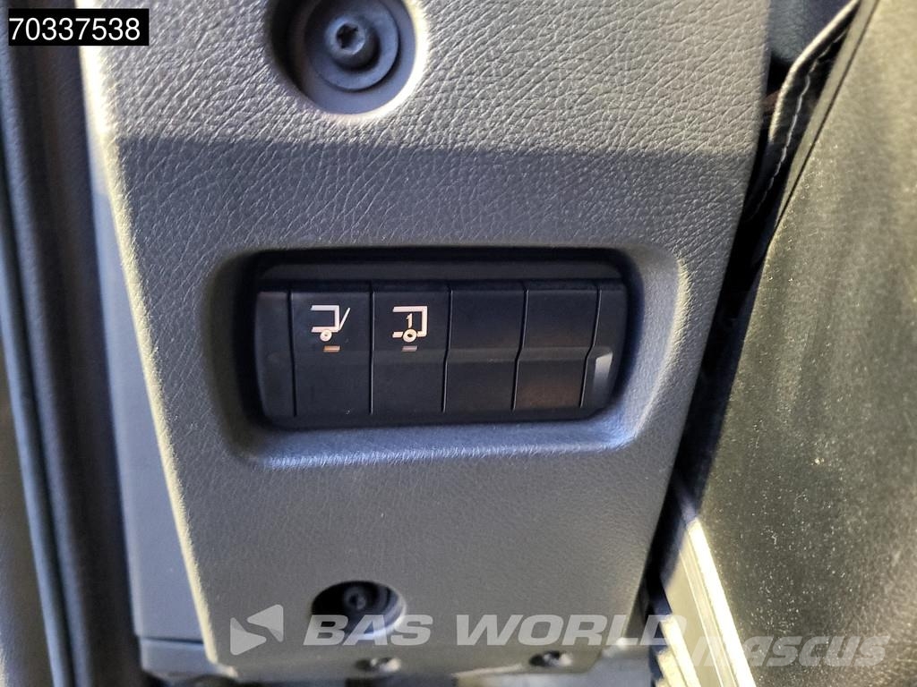 Mercedes-Benz Atego 1324 4X2 13t 6-Cylinder Engine Euro 6 Furgons