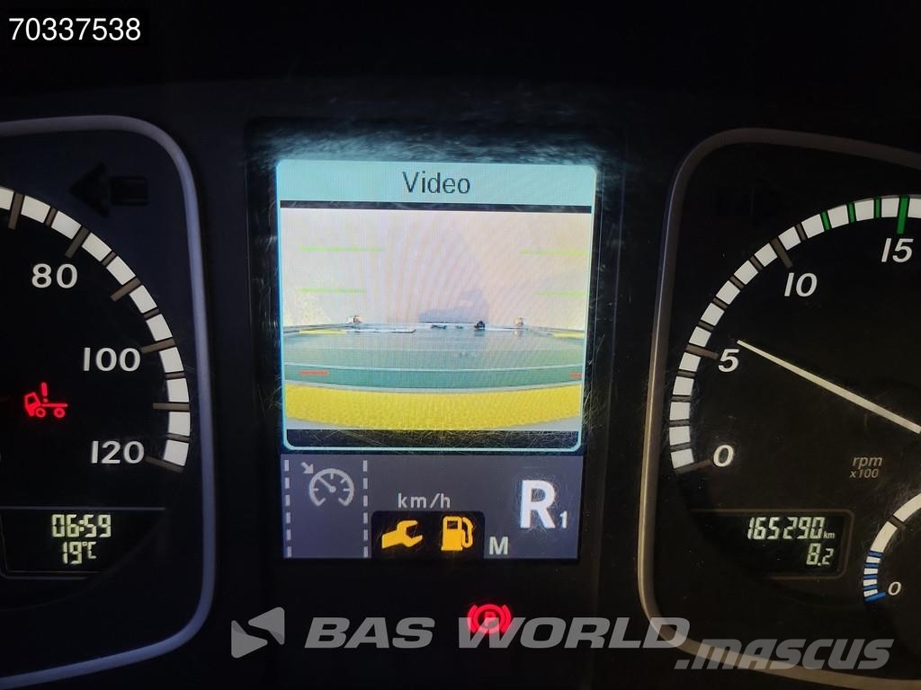 Mercedes-Benz Atego 1324 4X2 13t 6-Cylinder Engine Euro 6 Furgons