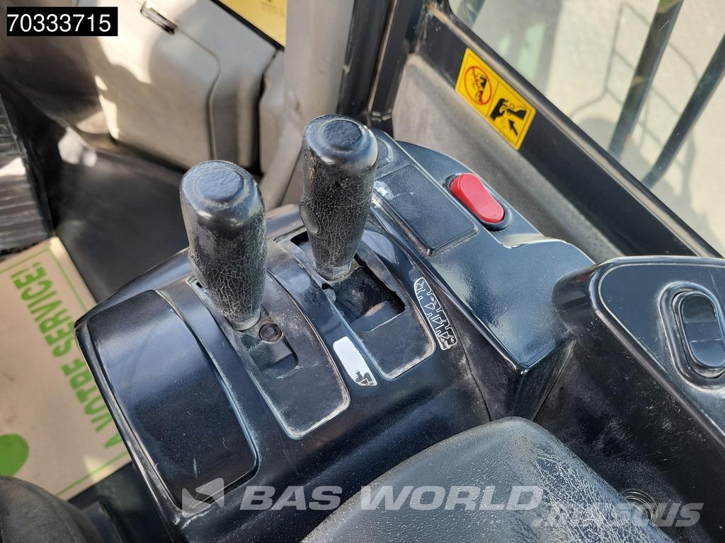 Komatsu WA500 -7 Kolesni nakladalci