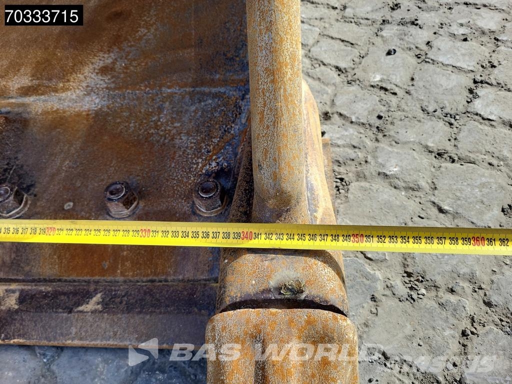 Komatsu WA500 -7 Kolesni nakladalci