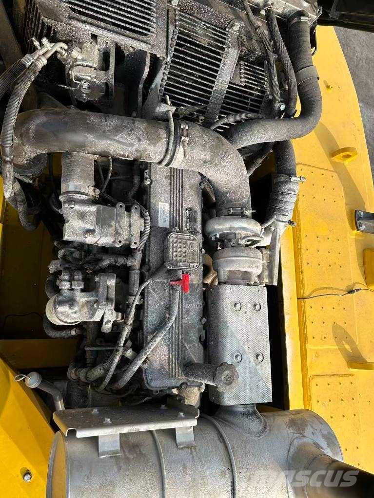 Komatsu PC 360-8MO Paletli ekskavatörler
