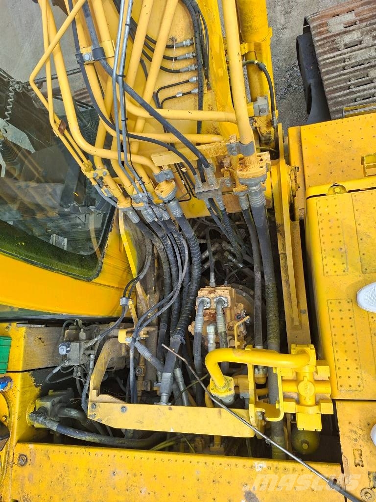 Komatsu 360 LC حفارات زحافة